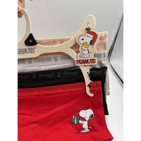 Peanuts Snoopy Women's Cotton Panties 4 Pair, Size Medium NEW - Picture 3 of 8